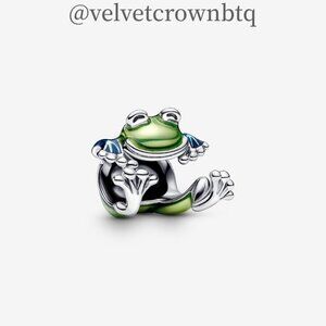 Pandora Climbing Frog Charm|Pendant